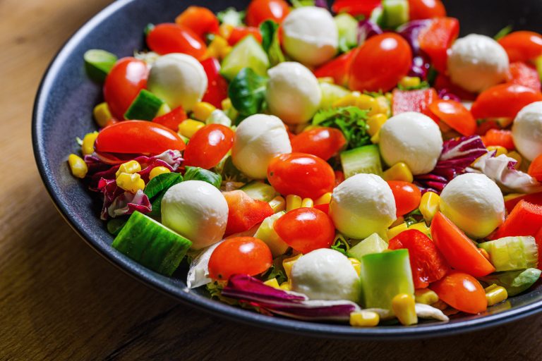 Read more about the article Stylista kulinarny – co to za zawód